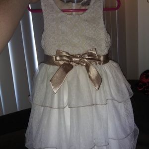 Girls dresses